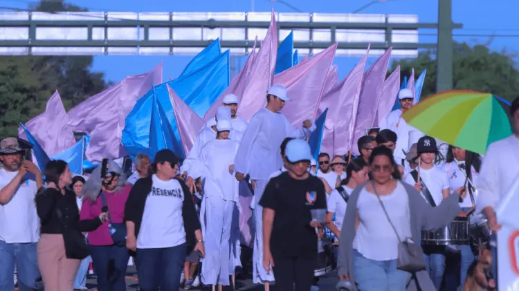 El Movimiento 5 de Junio rememoró a los 49 niños víctimas de la Guardería ABC. (Foto: Jorge Flores)