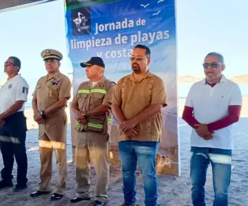 Inicia jornada de limpieza de playas en San Carlos