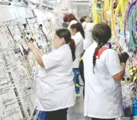 Reducción de jornada laboral de 48 a 40 horas va, afirma STyPS