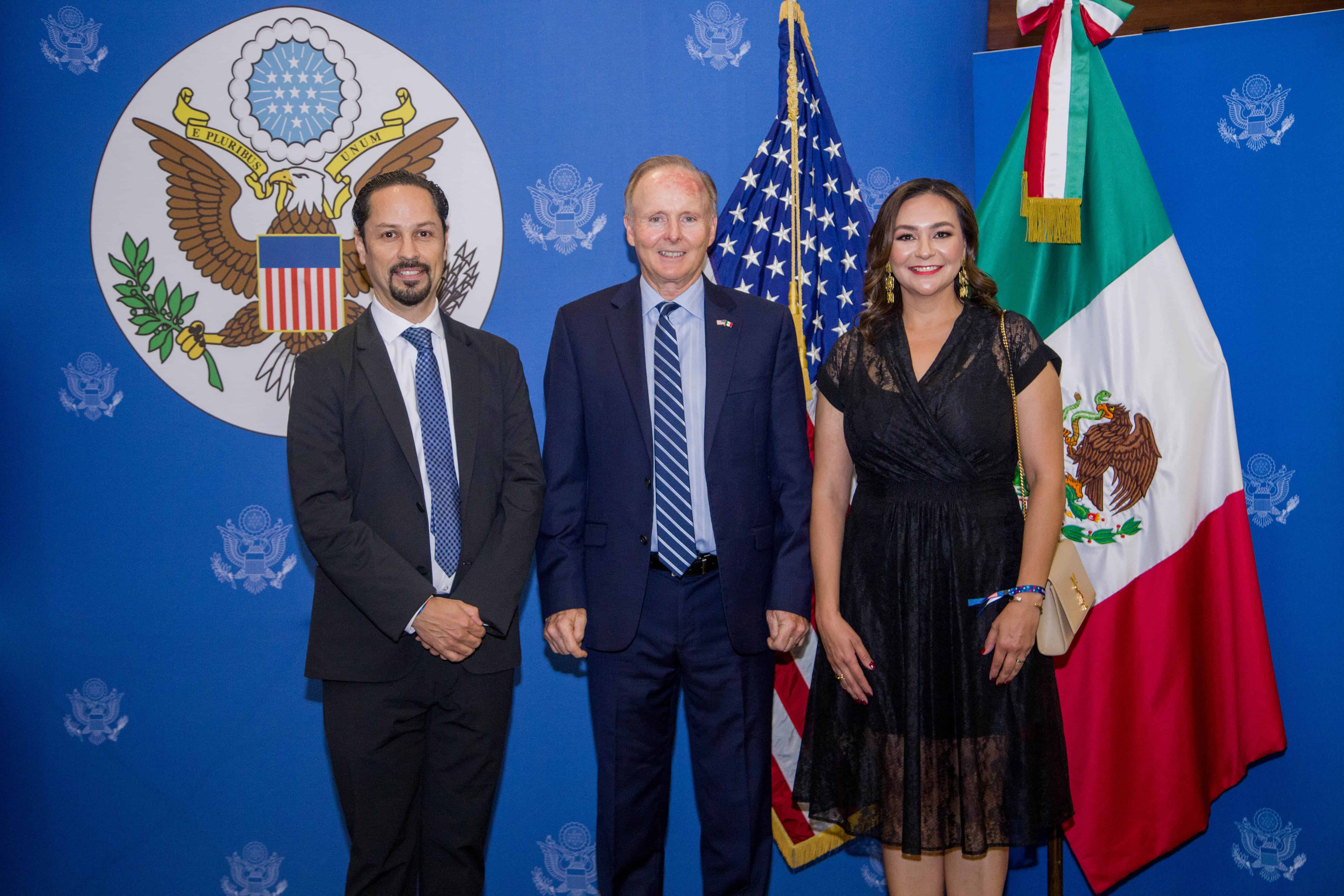Conmemoran 249 Aniversario de la Independencia de EU en Hermosillo