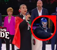 Deyra Barrera altera letra del Himno Nacional en evento de WWE