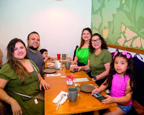 En Onza Café tienen una alegre mañana