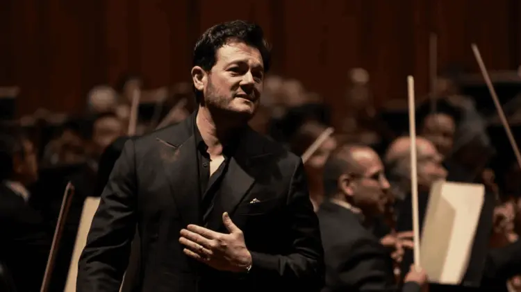 El sonorense fue ovacionado en Bellas Artes. (FOTO: INSTAGRAM / EXPRESO)