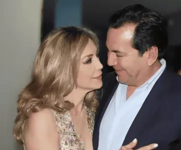 Laura Flores confirma separación de Lalo Salazar