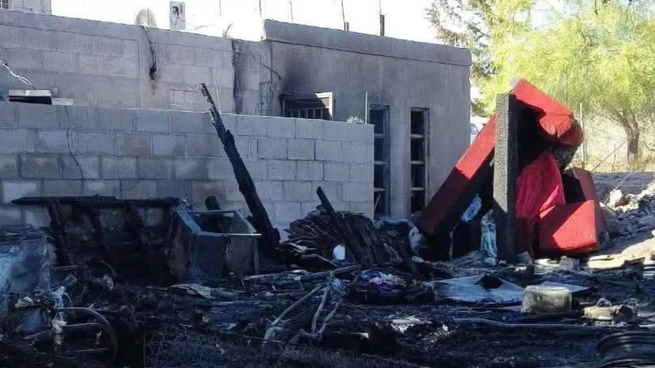 Santa Ana: Madre e hija pierden hogar tras incendio; requieren de apoyo