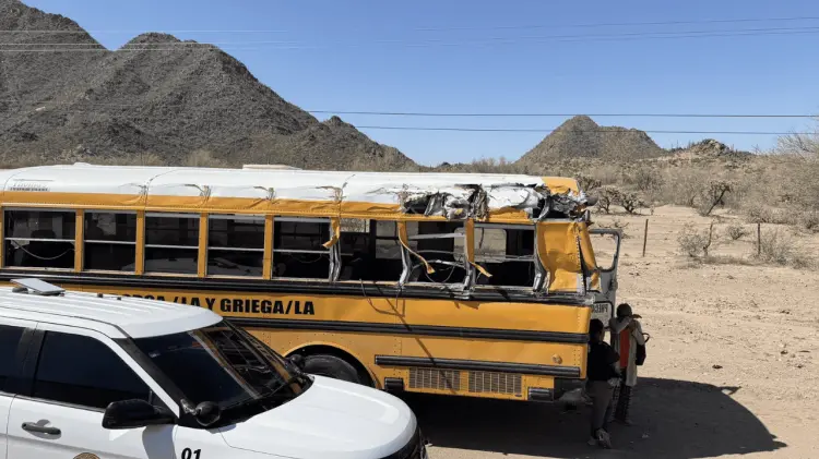 Cuatro personas sufrieron herida moderadas y 10 tuvieron lesiones menores. (Foto: Cortesía/EXPRESO)