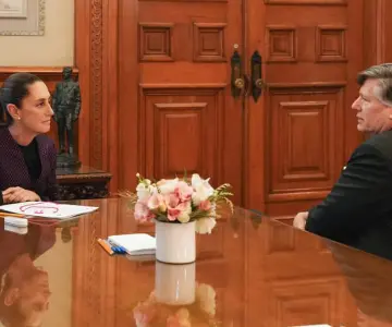 Claudia Sheinbaum se reúne con subsecretario de Estado de EU