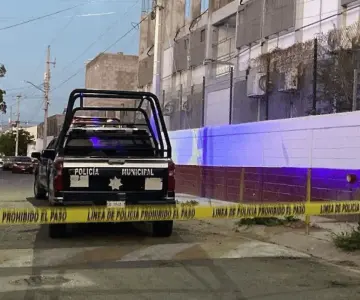 Ejecutan a dos hombres junto a escuela secundaria; habían sido secuestrados