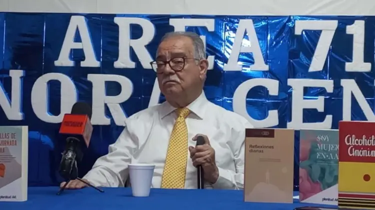 Especialista durante una rueda de prensa. (Foto: Armando Aguilar / EXPRESO)