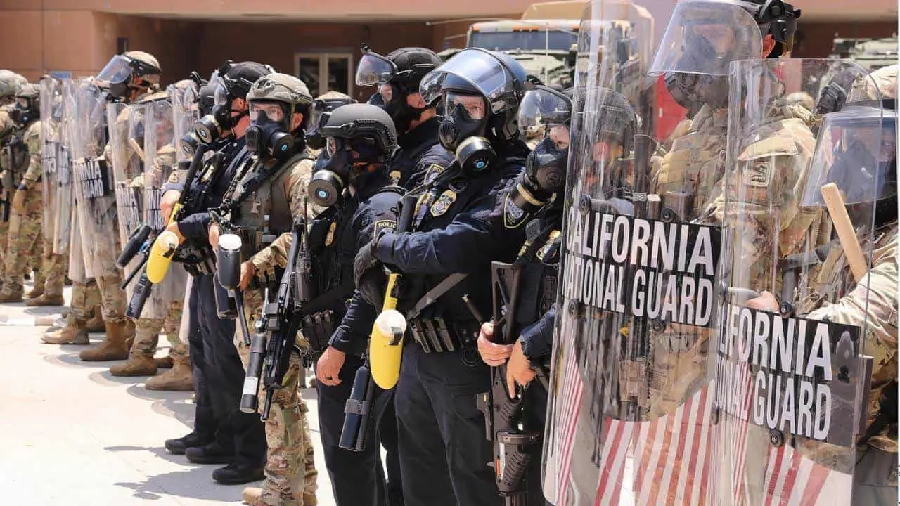 Redadas contra migrantes en EU se extienden fuera de California
