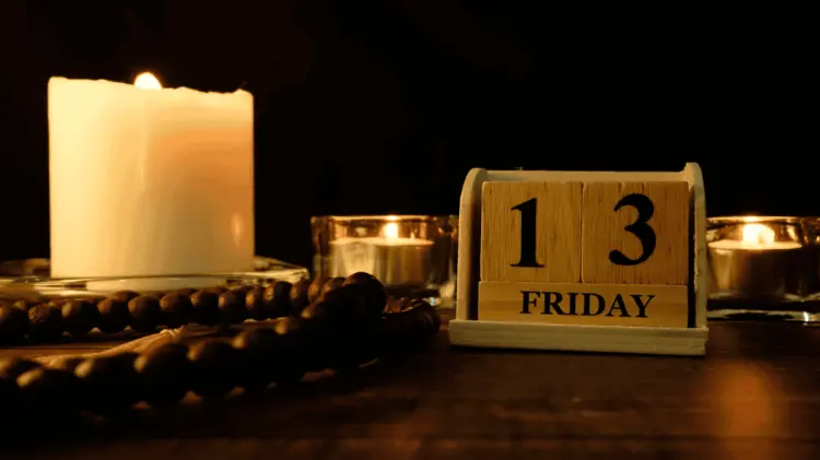 Esta superstición se ha extendido por todo el mundo occidental y ha echado raíces tan profundas.