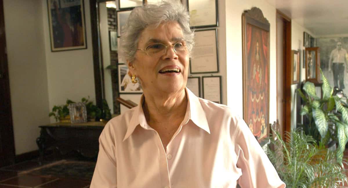 Fallece Violeta Barrios de Chamorro, primera presidenta de Nicaragua