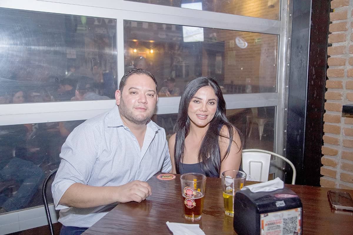 En Buquibichi disfrutan entre amigos
