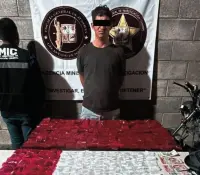 Capturan en Bahía de Kino a sujeto con varias dosis de droga