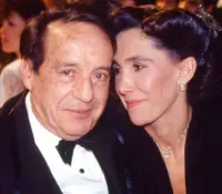 No es su historia: Florinda Meza arremete contra serie de Chespirito