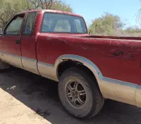Recuperan vehículo robado en carretera Hermosillo-Moctezuma