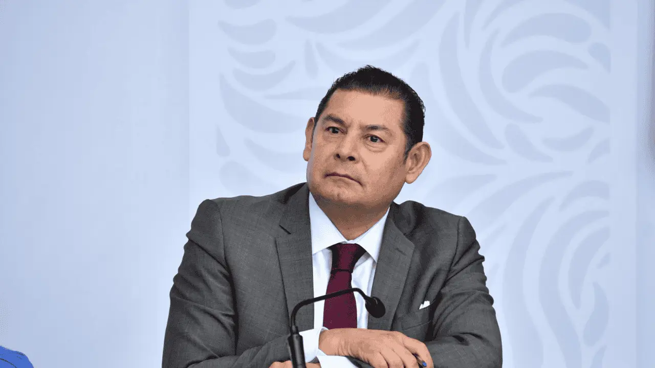 Gobernador de Puebla justifica Ley de Ciberseguridad tras críticas
