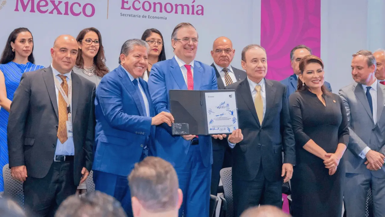Firman convenio para vincular a universidades con industria minera