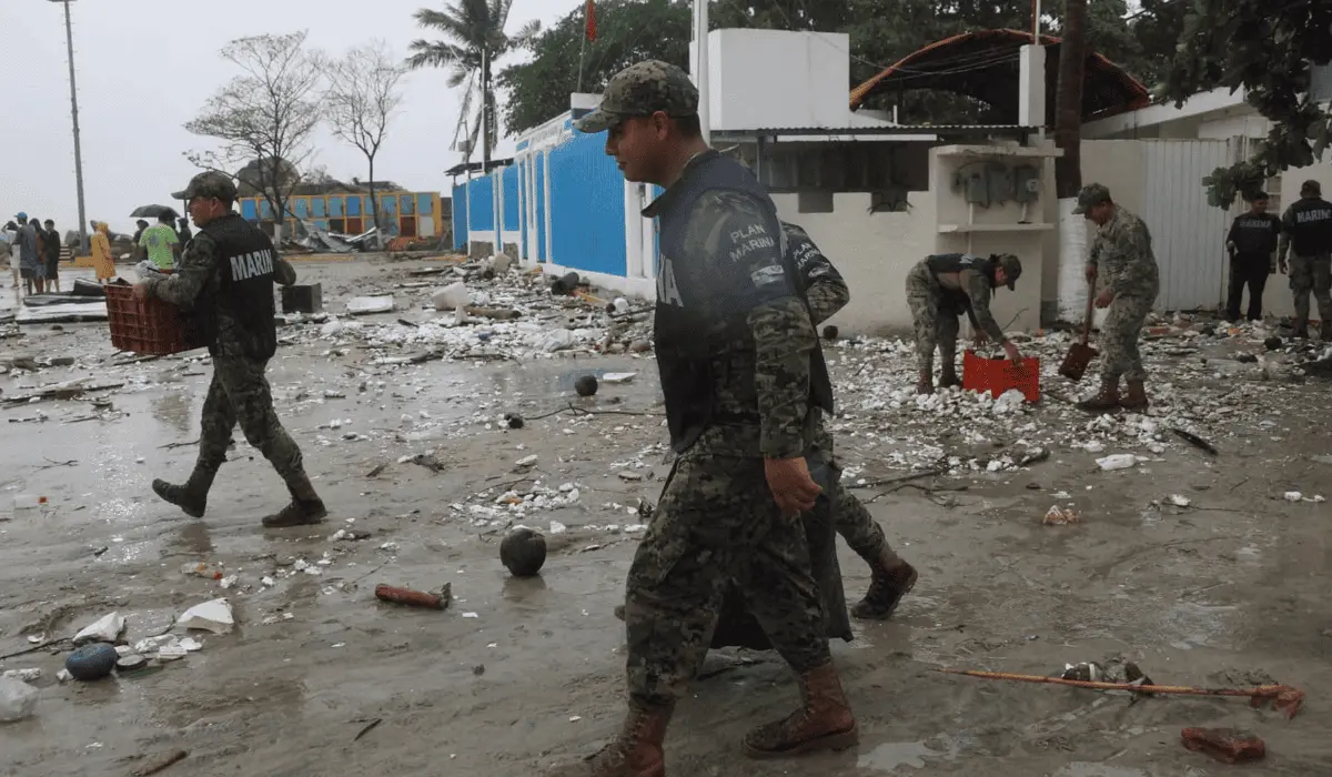 Sin víctimas tras impacto del Huracán Erick en Oaxaca y Guerrero: PC