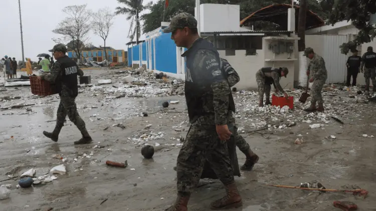 De momento, el aeropuerto de Puerto Escondido tiene el cierre de operaciones aéreas. (El Universal)