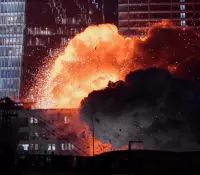 Bombardea Israel ciudad donde está planta nuclear de Irán