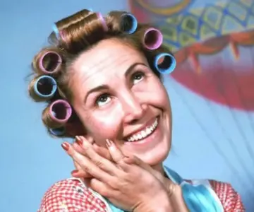 Florinda Meza lanza Atrévete a vivir tras polémica por serie de Chespirito