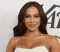 Hospitalizan de emergencia a la cantante Anitta y cancela compromisos