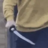 Sorprenden a joven caminando con espada metálica en Proyecto Río Sonora