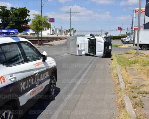 Tres accidentes vehiculares movilizan a cuerpos de emergencia en Hermosillo