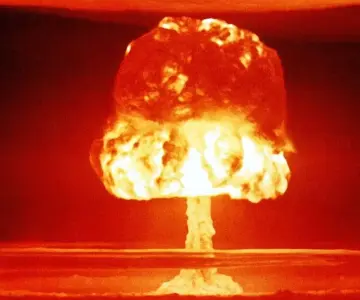 Resurge predicción de guerra nuclear tras ataque de EU a Irán