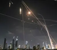Irán lanza seis misiles contra bases de EU en Qatar
