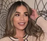 Asesinan a influencer y a su pareja en restaurante de California