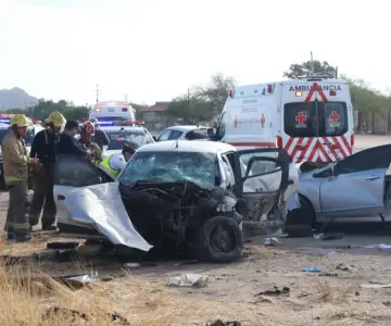 Muere mujer en aparatoso choque en km 5.3 de la carretera 26