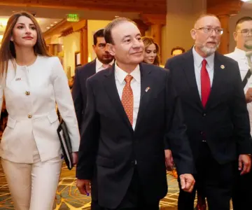 Durazo desmiente en Phoenix orden de captura en EU por terrorismo