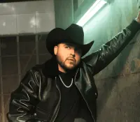 Gerardo Ortiz enciende la pasión con Échame el grito
