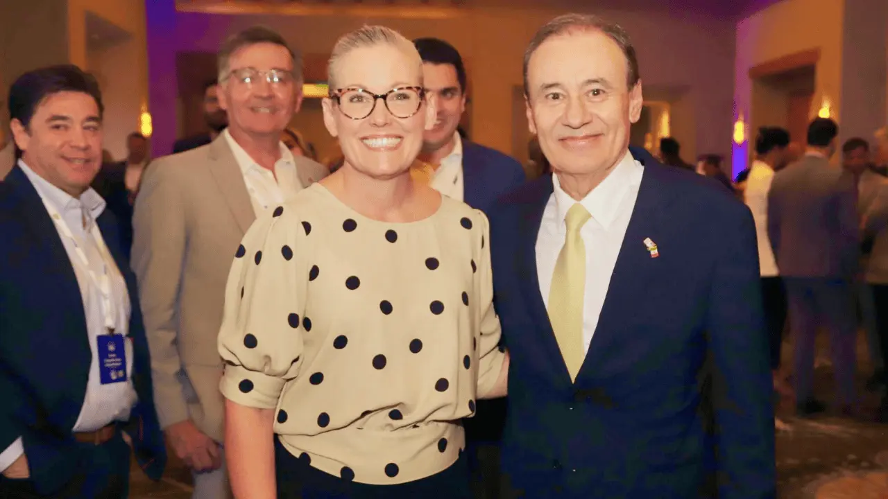 Durazo y Hobbs inauguran encuentro binacional Sonora-Arizona