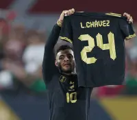 México avanza sin brillar y enfrentará a Honduras en semifinal de Copa Oro