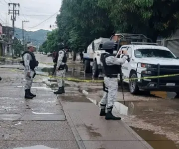 Grupo armado asesina a dos hombres en Acapulco