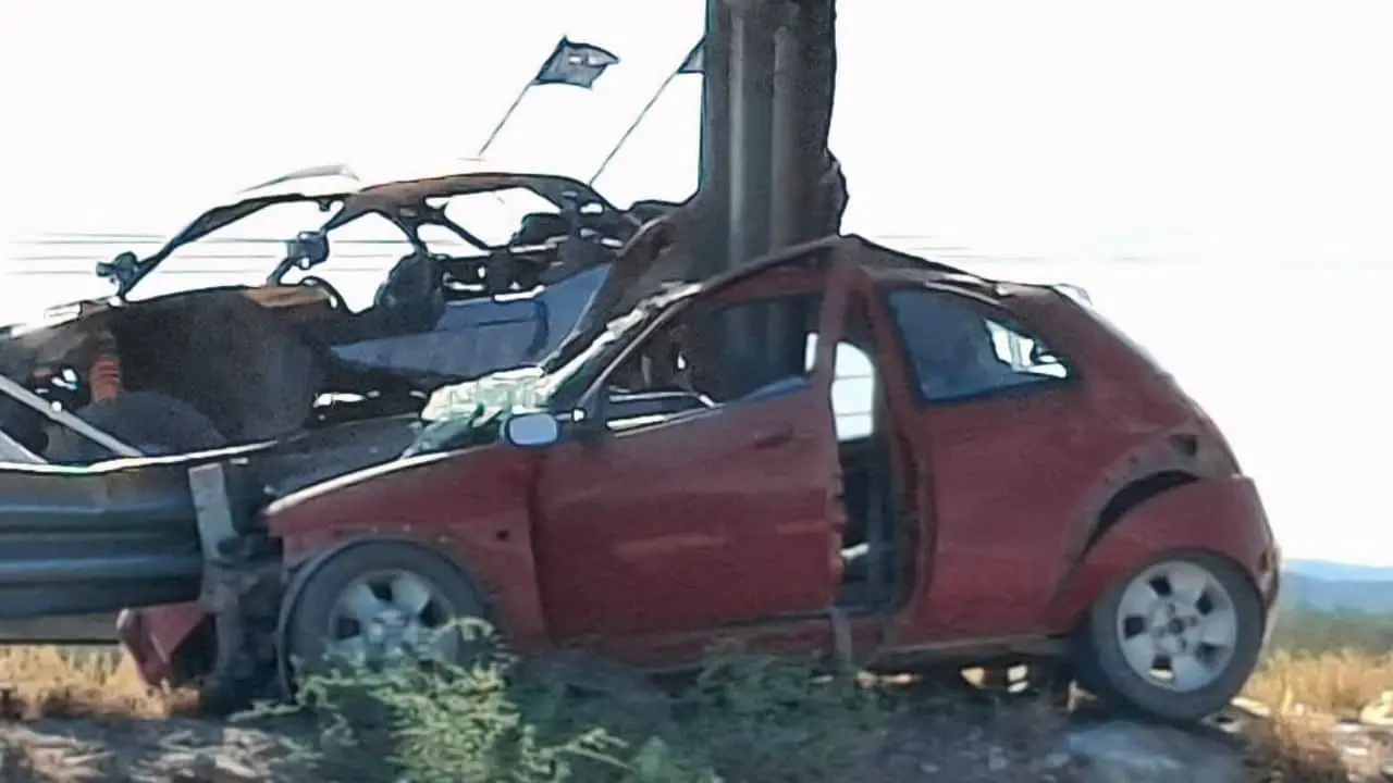 Un muerto y un herido deja  accidente en carretera Hermosillo-Guaymas