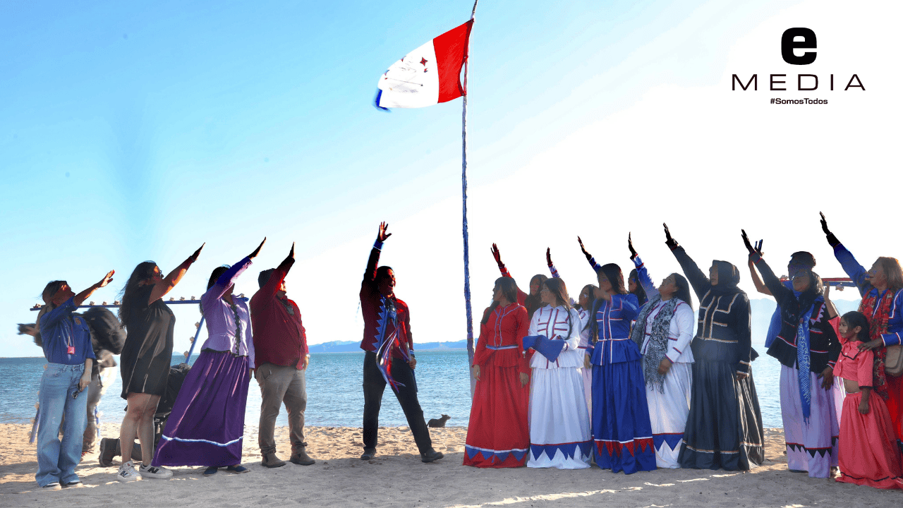 Celebran los Comcaac el Año Nuevo Seri con cantos frente al mar