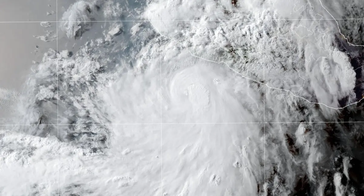 ¿Flossie llegará a Sonora? Subirá a huracán categoría 2 frente a México