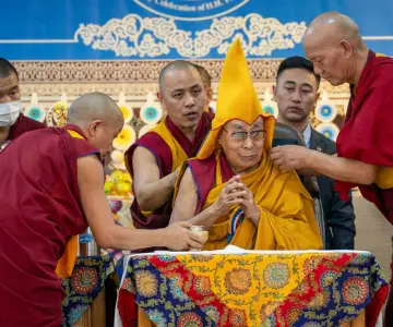 Sí habrá sucesor según la tradición y será de India: Dalai Lama
