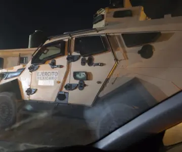 Policía detiene a dos hombres armados que retuvieron a mujer en Hermosillo