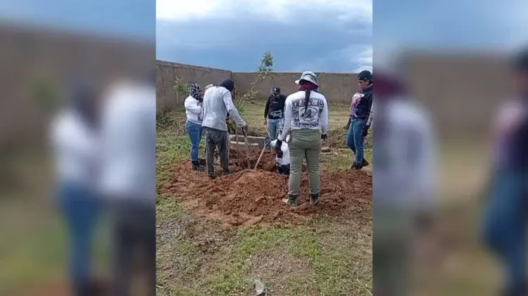 Guerreras Buscadoras encontraron 169 bolsas. (Foto: Especial / EXPRESO)