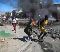 Haití está cerca de colapso total por violencia entre pandillas: ONU