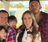Familia de Julio César Chávez Jr. se pronuncia tras su detención en EU