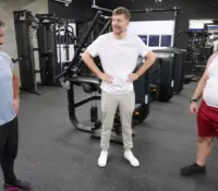 Muere influencer Tyler Wall tras reto de perder 45 kilos de MrBeast