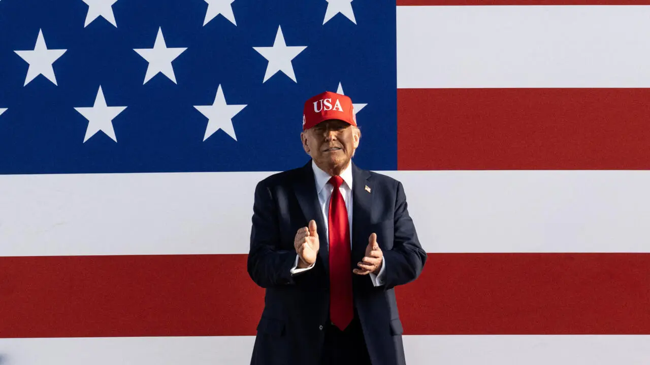 Agradece Trump a elementos de ICE por defender su soberanía nacional