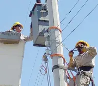 Logran familias que CFE les restablezca el servicio eléctrico