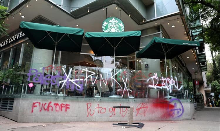 Denuncia Brugada xenofobia y vandalismo en marcha contra la gentrificación